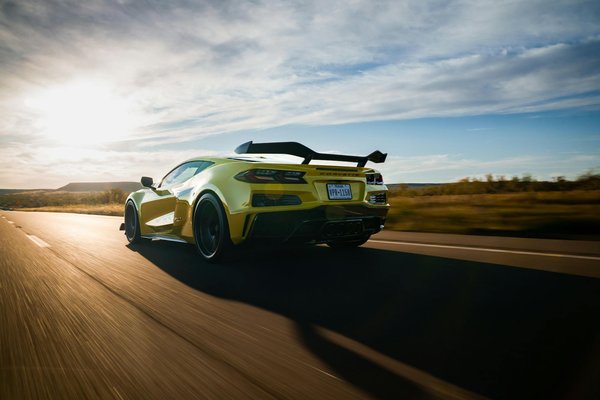 Entdecken Sie Ihren perfekten Businessrock: Die topmodischen Trends für einen eleganten Büroalltag!